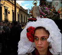 Virgin of Guadeloupe procession, Guatemala City, 2006