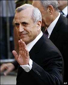 The newly-elected Lebanese president, Michael Suleiman, arrives at   the Lebanese parliament on 25 May 2008